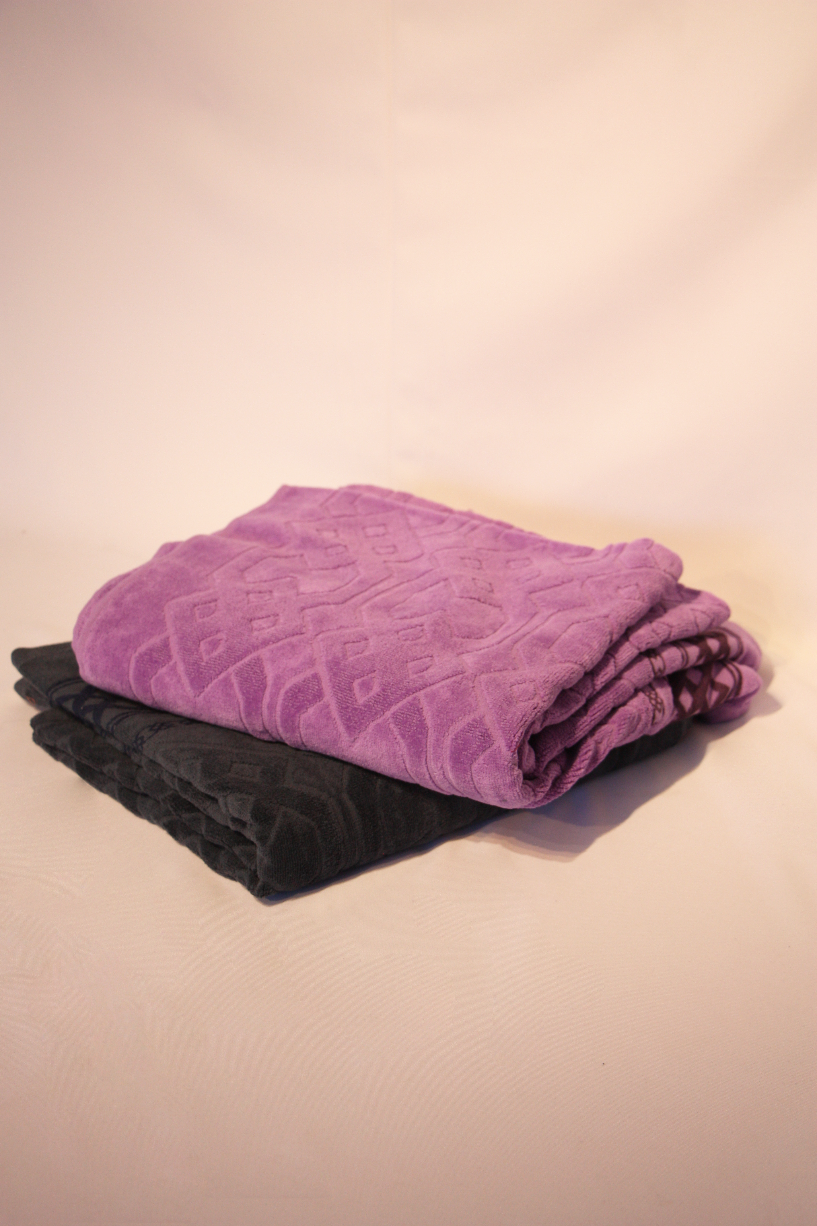 حوله نیم حمام طرح لوزی