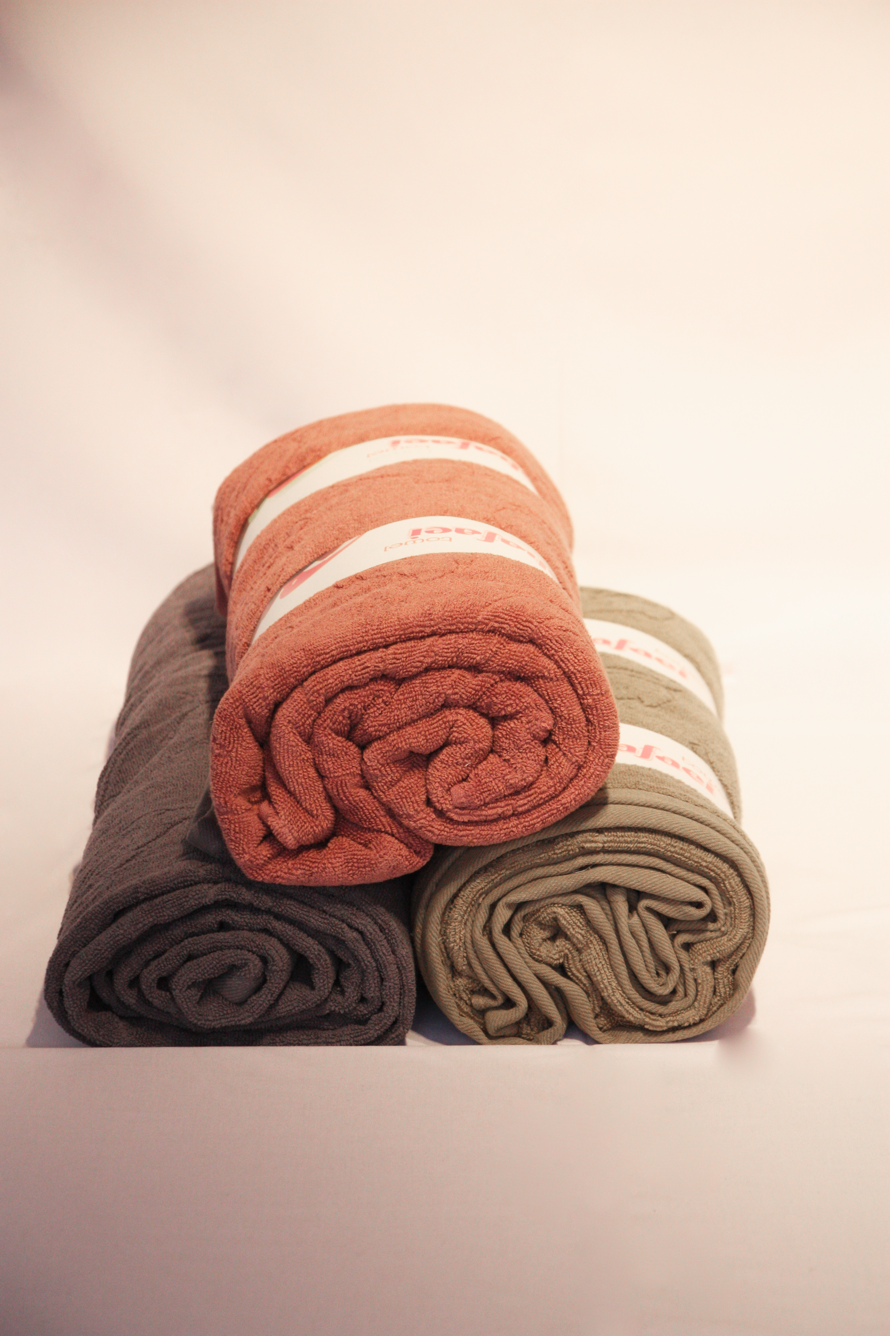 رو تختی طرح لطیف