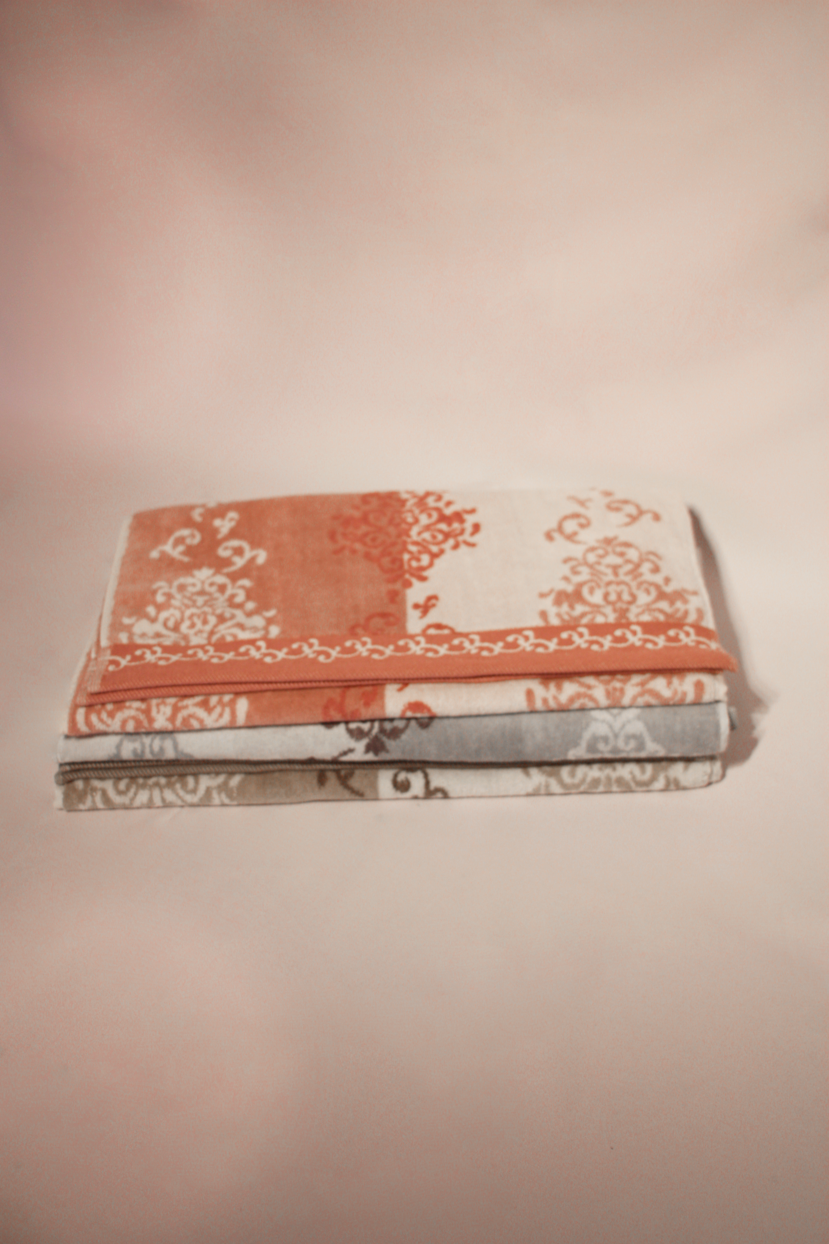 حوله دستی طرح امیلی